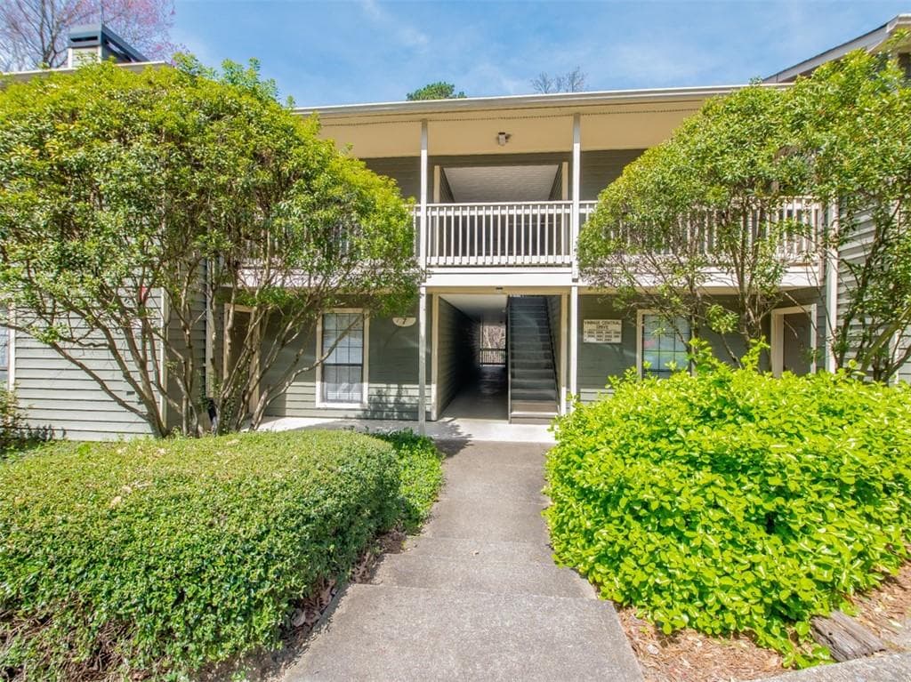 2687 Vinings Central Drive 56, Atlanta, GA 30339 — most recent listing photo