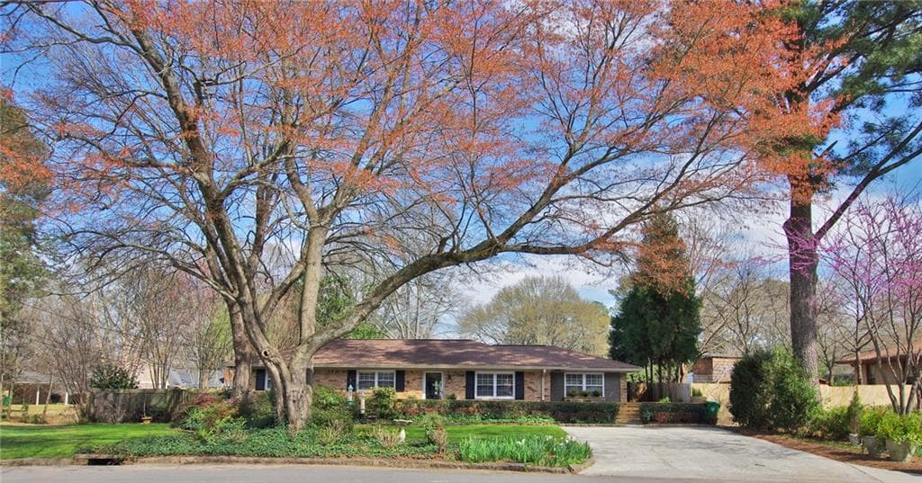 2201 Fellowship Court, Tucker, GA 30084 — most recent listing photo