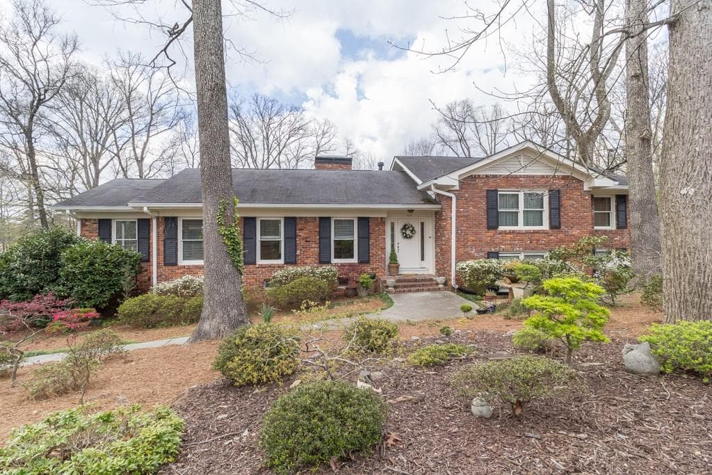 4 bedroom, 3 bathroom, 2,380 sq ft single family residence sold at 1629 Crestline Drive, Atlanta, GA 30345