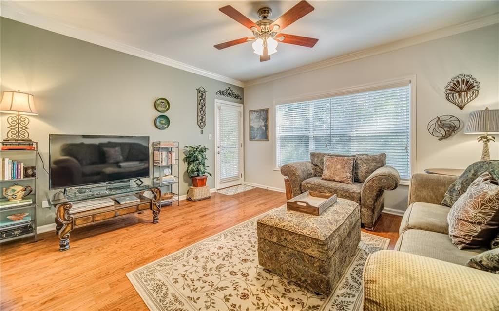 1 bedroom, 1 bathroom, 820 sq ft condominium sold at 2111 NW River Green Drive 2111, Atlanta, GA 30327