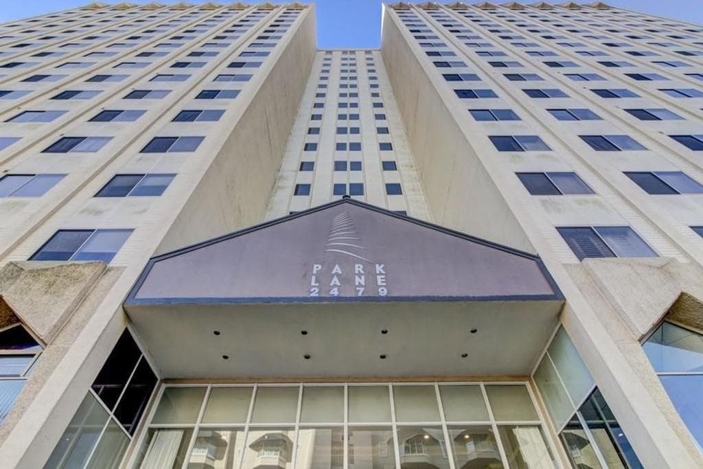 2479 PEACHTREE Road 101, Atlanta, GA 30305 — most recent listing photo