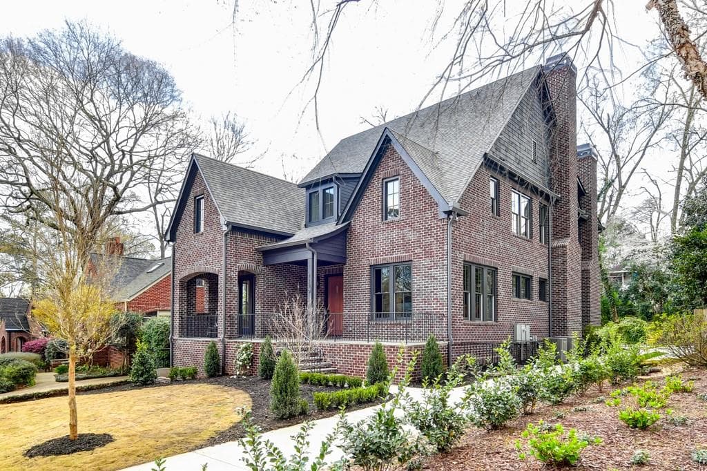 5 bedroom, 5 bathroom, 4,825 sq ft single family residence sold at 1149 Cumberland Road, Atlanta, GA 30306