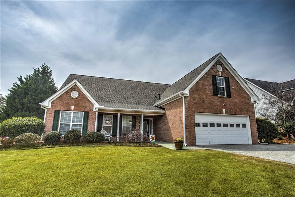 915 Chapel Hill Drive, Lawrenceville, GA 30045 — most recent listing photo