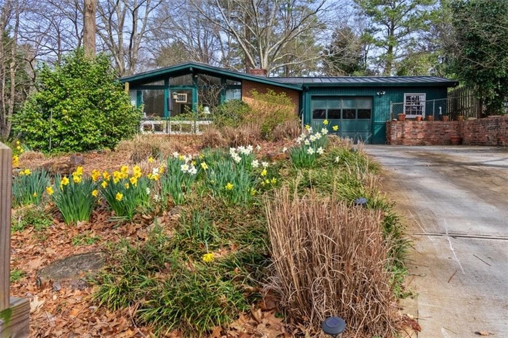 43 Hillcrest Drive, Roswell, GA 30075 — most recent listing photo