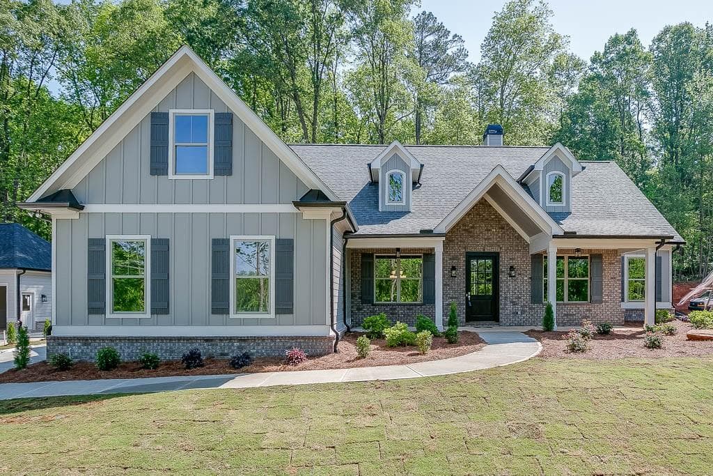 370 Meadow Lake Terrace, Hoschton, GA 30548 — most recent listing photo