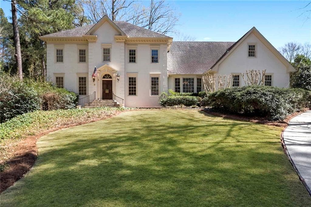 1515 Misty Oaks Drive, Sandy Springs, GA 30350 — most recent listing photo