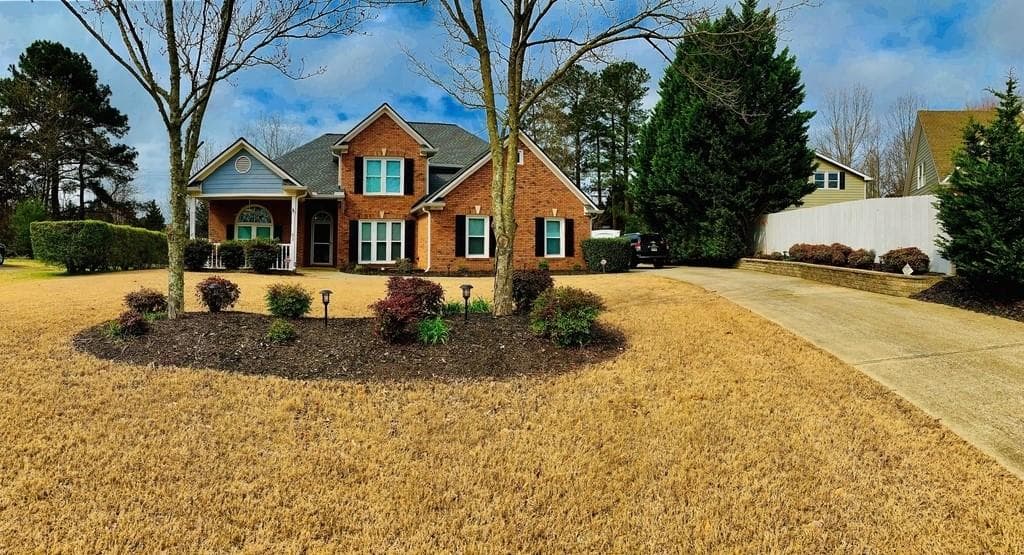 4 bedroom, 3 bathroom, 2,158 sq ft single family residence sold at 1690 Burnt Oak Way, Dacula, GA 30019