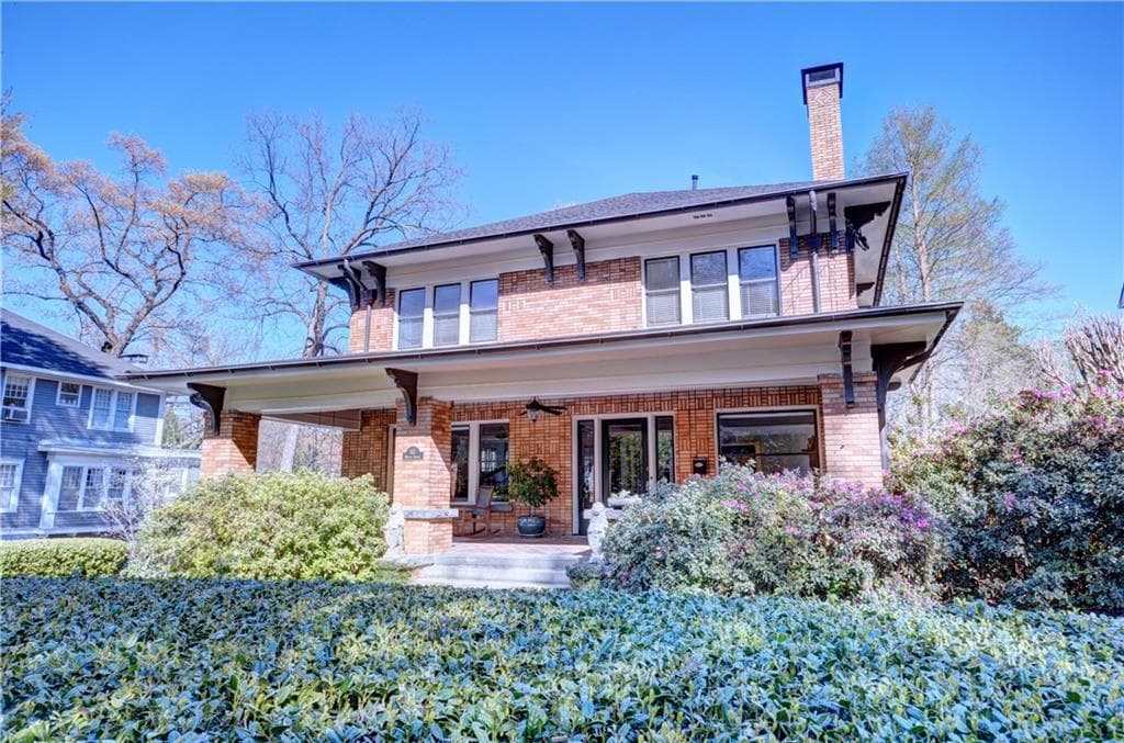 4 bedroom, 4 bathroom, 3,694 sq ft single family residence sold at 815 Myrtle Street, Atlanta, GA 30308