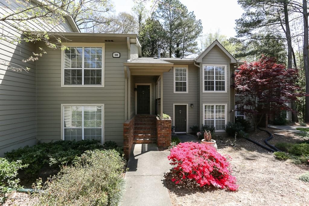 2901 Lenox Road 303, Atlanta, GA 30324 — most recent listing photo