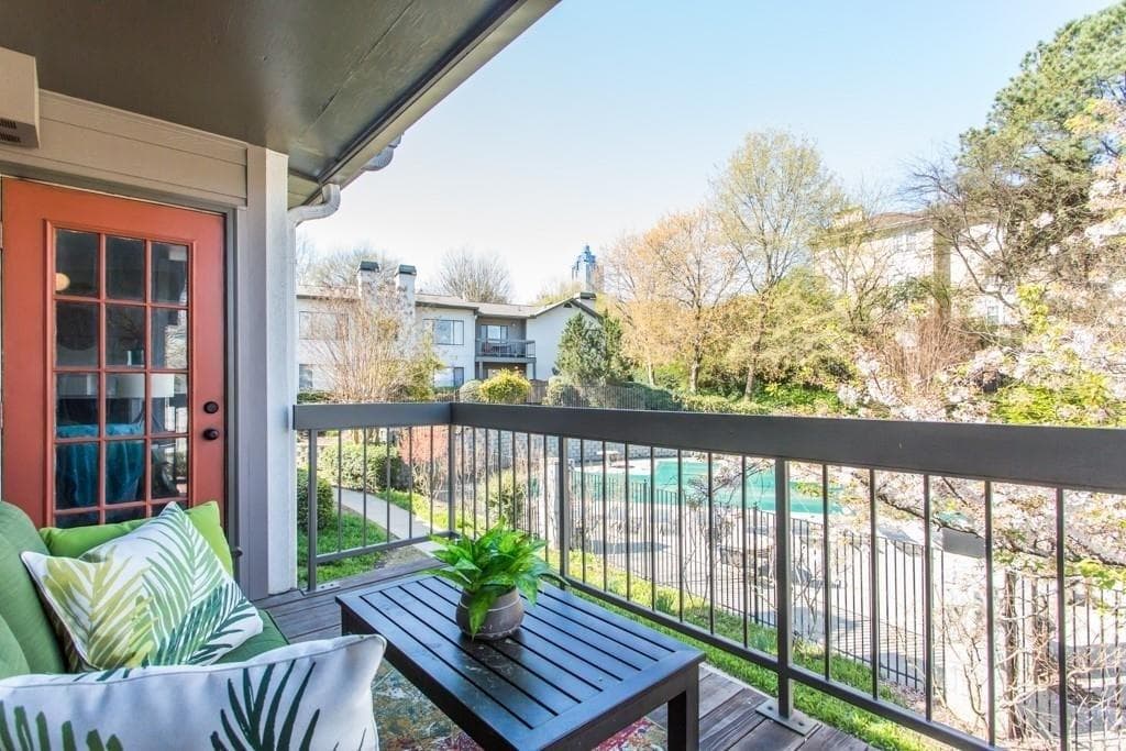 1 bedroom, 1 bathroom, 797 sq ft condominium sold at 46 FINCH Trail, Atlanta, GA 30308