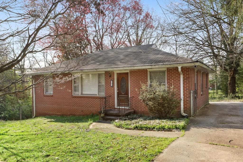640 Pat Mell Road, Smyrna, GA 30080 — most recent listing photo