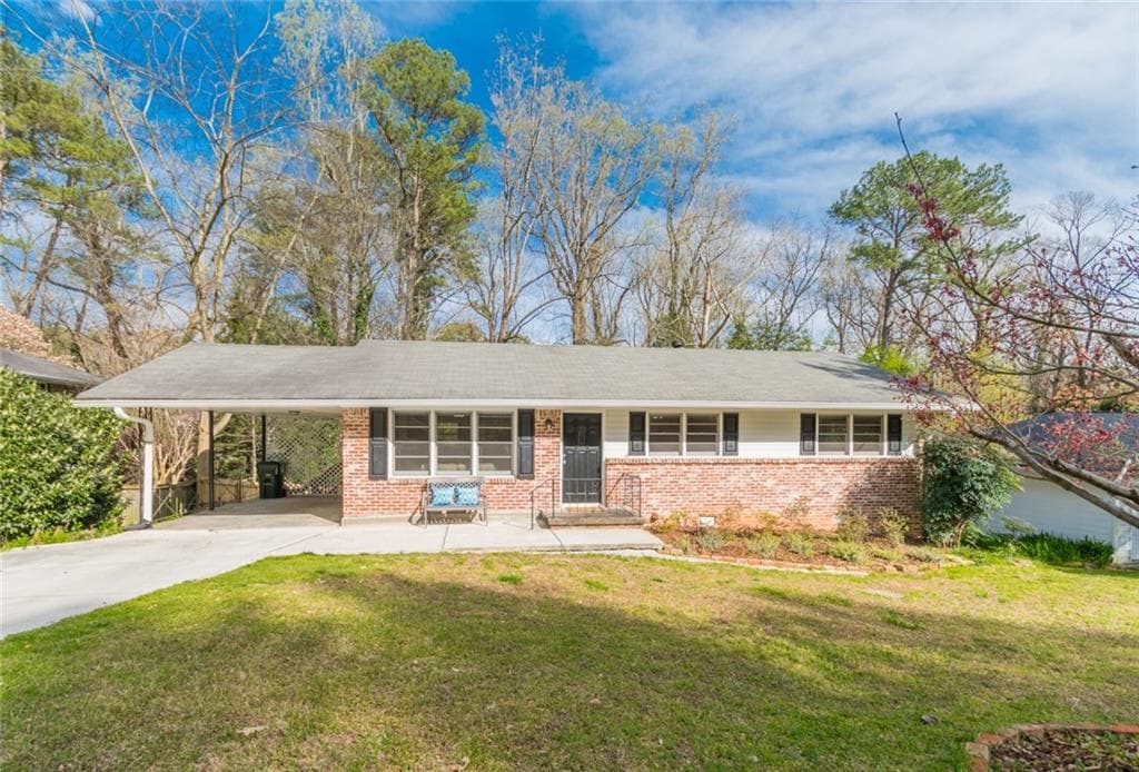 4 bedroom, 3 bathroom, 2,236 sq ft single family residence sold at 2629 Warwick Circle, Atlanta, GA 30345