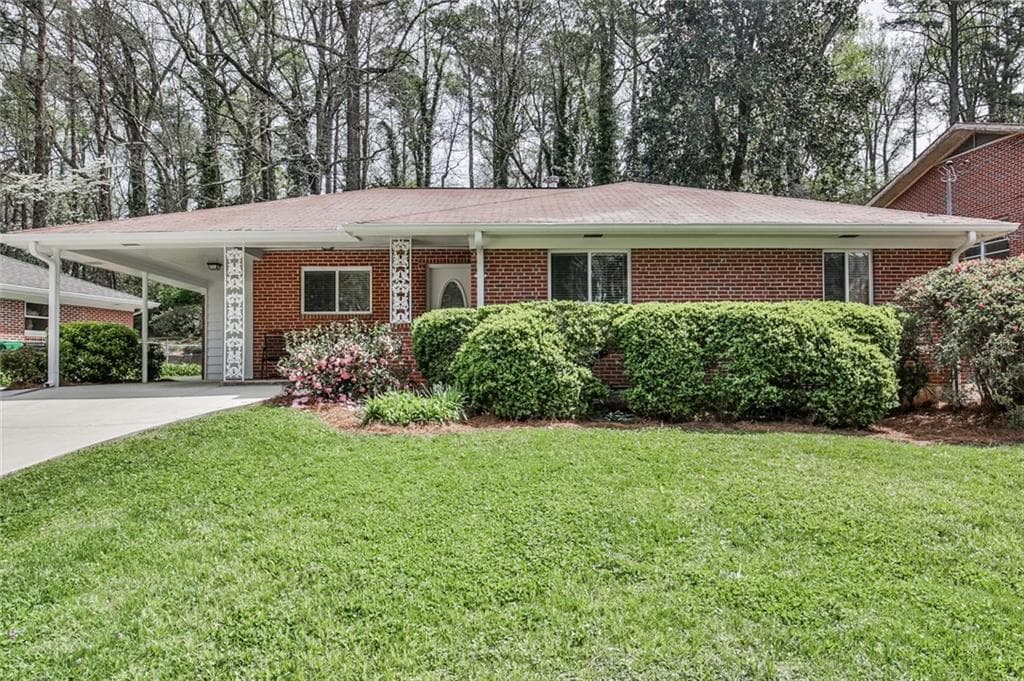 3 bedroom, 2 bathroom, 1,515 sq ft single family residence sold at 1315 Christmas Lane, Atlanta, GA 30329