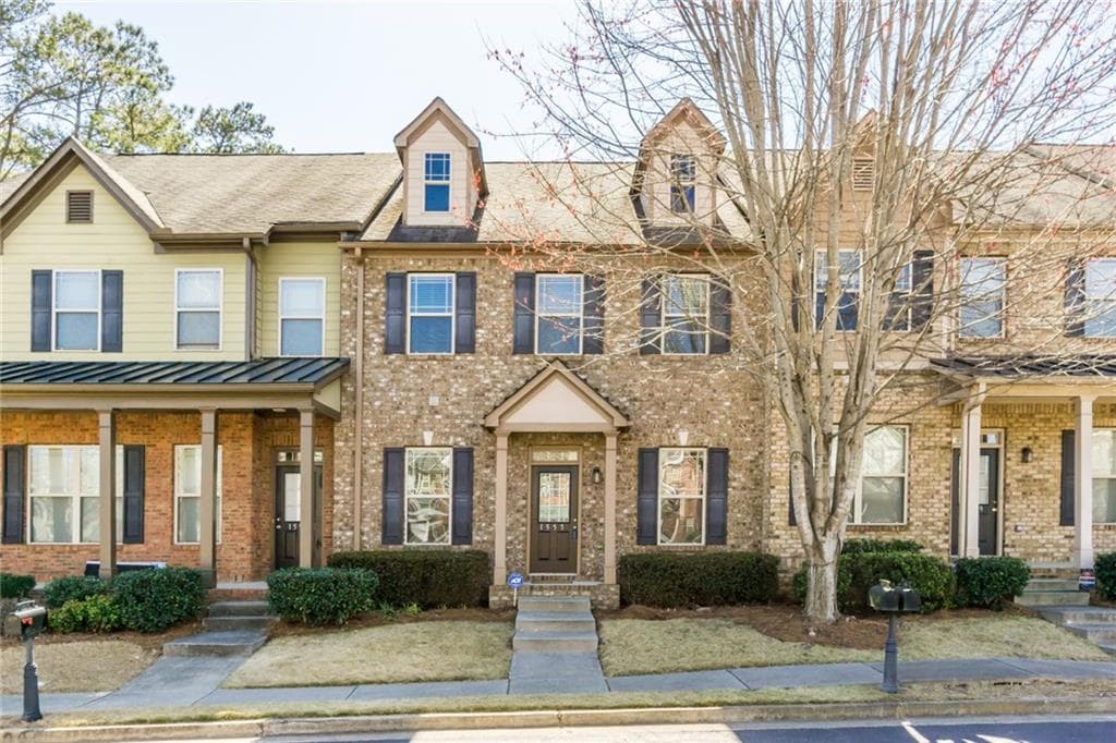 3 bedroom, 3 bathroom, 2,444 sq ft townhouse sold at 1557 River Park Boulevard, Woodstock, GA 30188