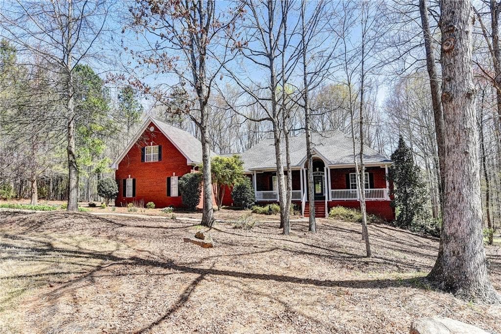 665 Antrim Glen Drive, Hoschton, GA 30548 — most recent listing photo