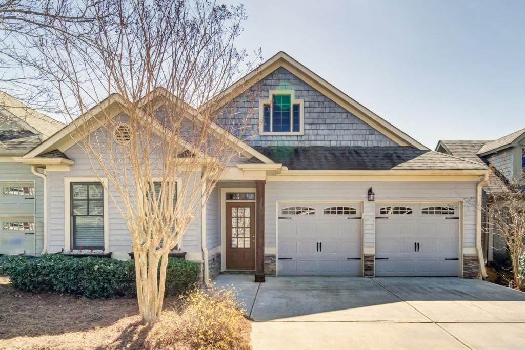 3 bedroom, 2 bathroom, 1,582 sq ft single family residence sold at 231 Highland Village Lane, Woodstock, GA 30188