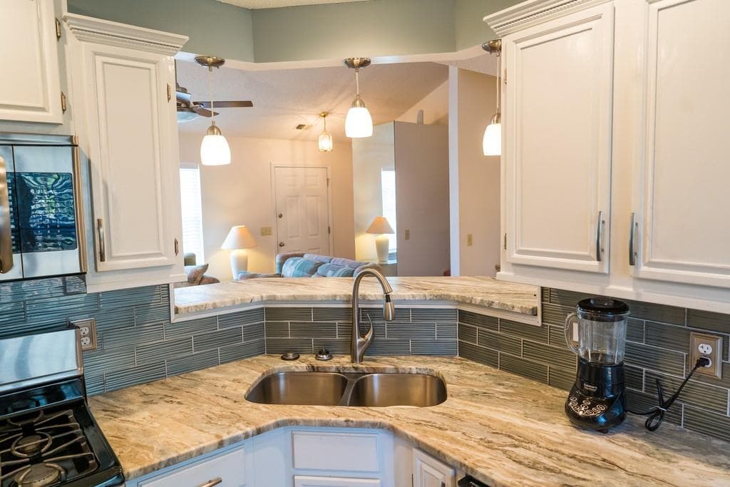 2995 GARLAND Drive, Marietta, GA 30008 — most recent listing photo