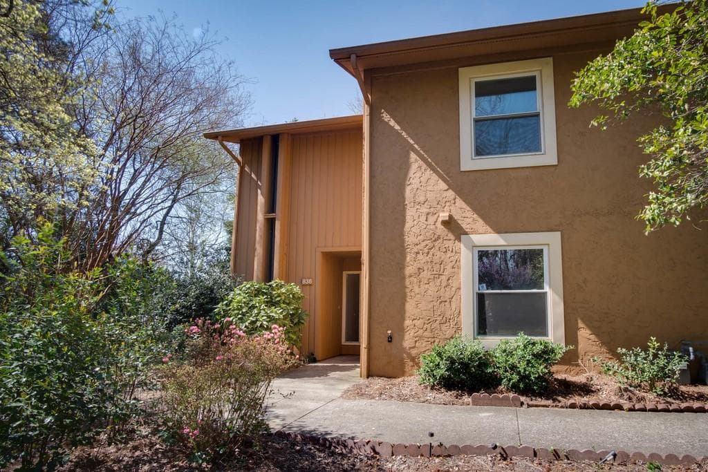 838 Lake Hollow Boulevard, Marietta, GA 30064 — most recent listing photo
