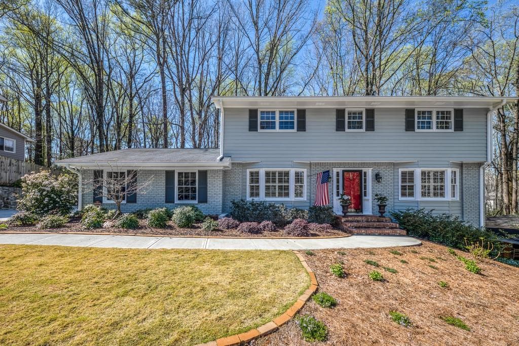 1643 Chateau Drive, Dunwoody, GA 30338 — most recent listing photo