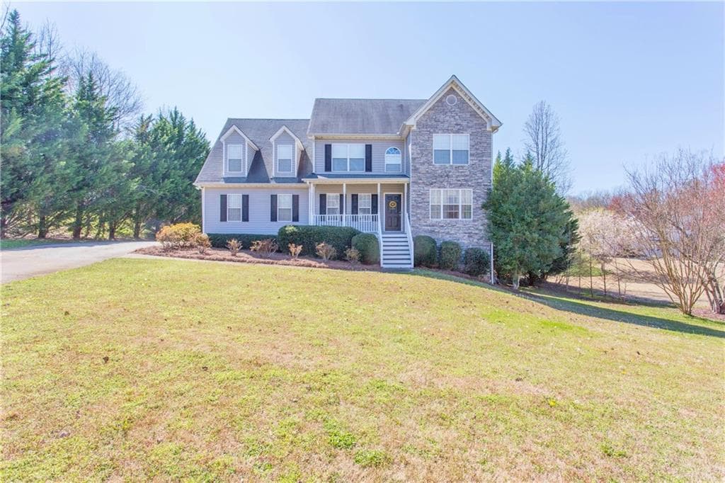 6945 Autumn Hills Drive, Cumming, GA 30028 — most recent listing photo