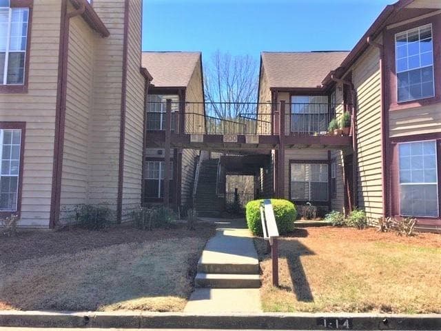 916 Wentworth Court, Alpharetta, GA 30022 — most recent listing photo