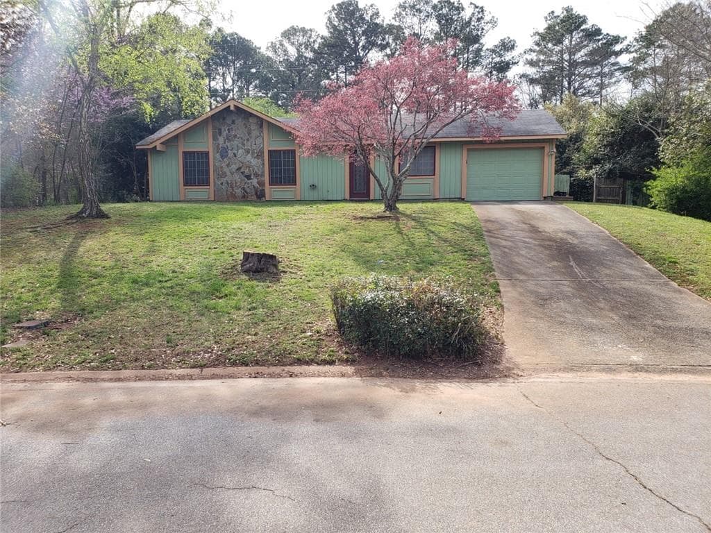 8689 Embrey Drive, Jonesboro, GA 30236 — most recent listing photo