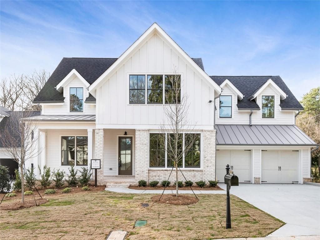 5 bedroom, 5 bathroom, 4,232 sq ft single family residence sold at 5320 Green Hill Place, Atlanta, GA 30342