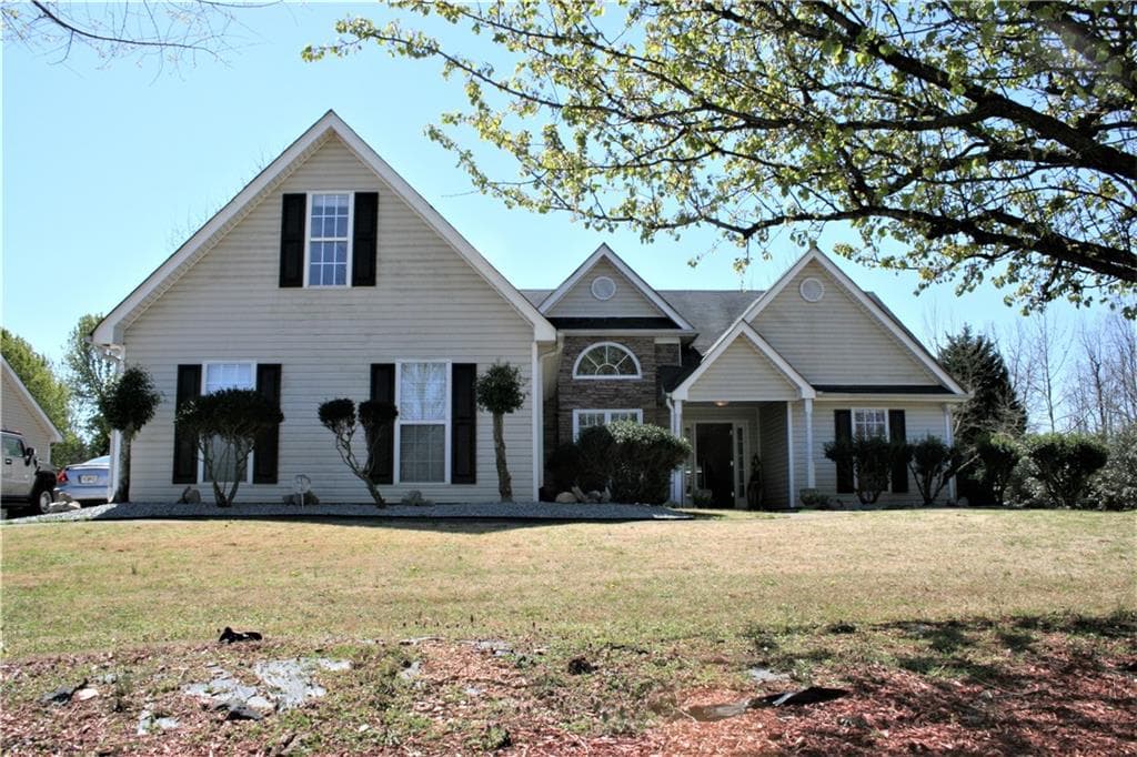 6103 Devonshire Drive, Flowery Branch, GA 30542 — most recent listing photo