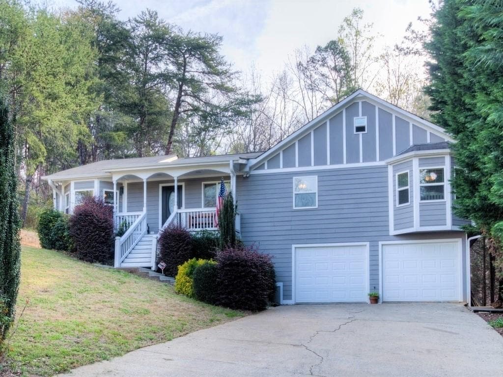 2756 HAWK Trace, Marietta, GA 30066 — most recent listing photo