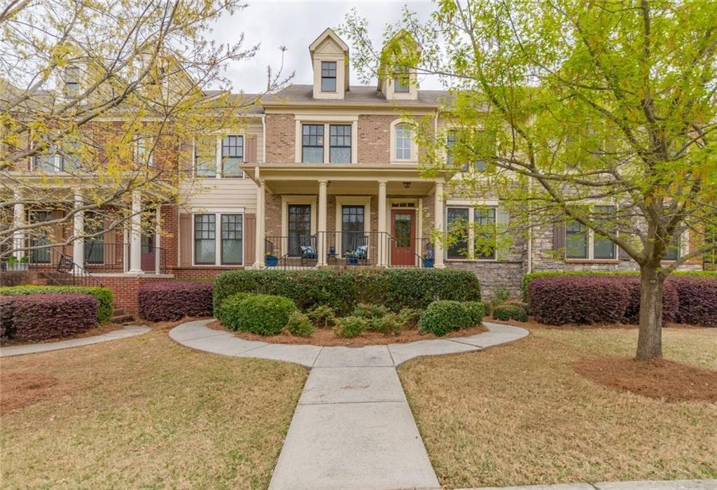 4 bedroom, 4 bathroom, 2,596 sq ft townhouse sold at 1275 Faircrest Crossing Drive, Alpharetta, GA 30004