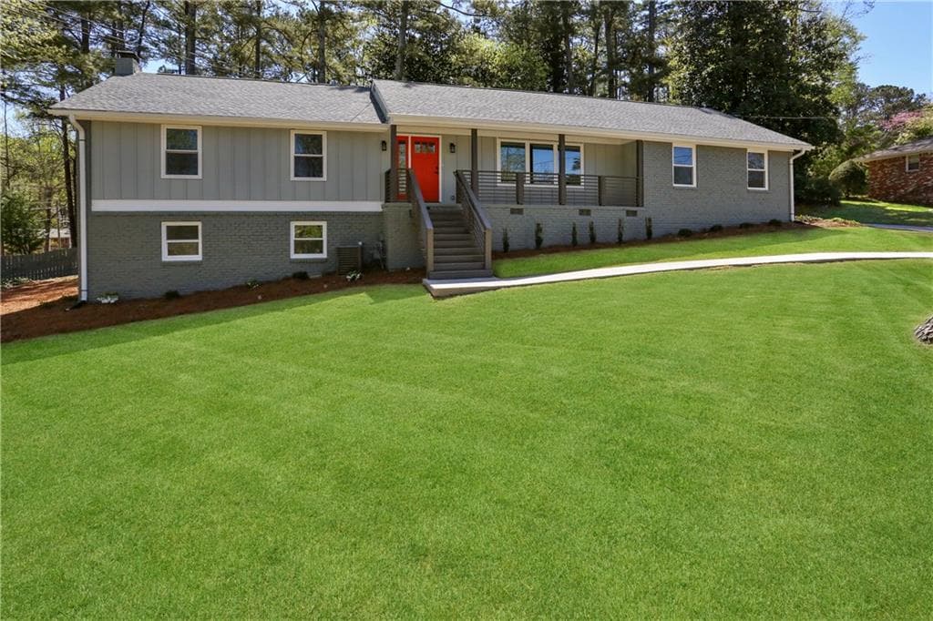 3 bedroom, 2 bathroom, 1,943 sq ft single family residence sold at 3275 Leslie Court, Atlanta, GA 30345