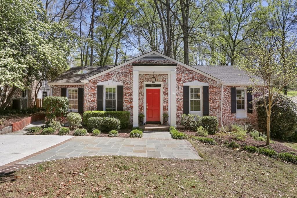 1909 Sunbury Place, Atlanta, GA 30318 — most recent listing photo