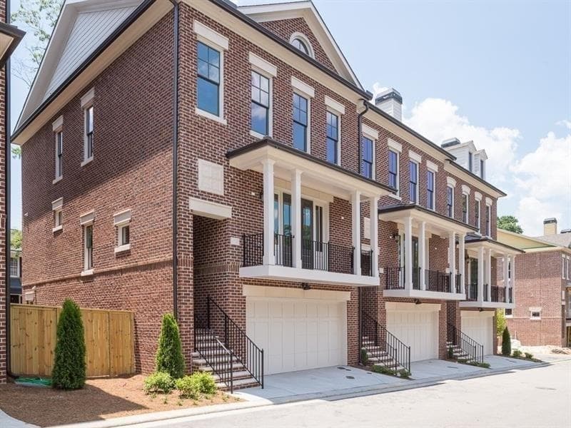3 bedroom, 4 bathroom, 2,400 sq ft townhouse sold at 3736 Paige Way 11, Atlanta, GA 30319