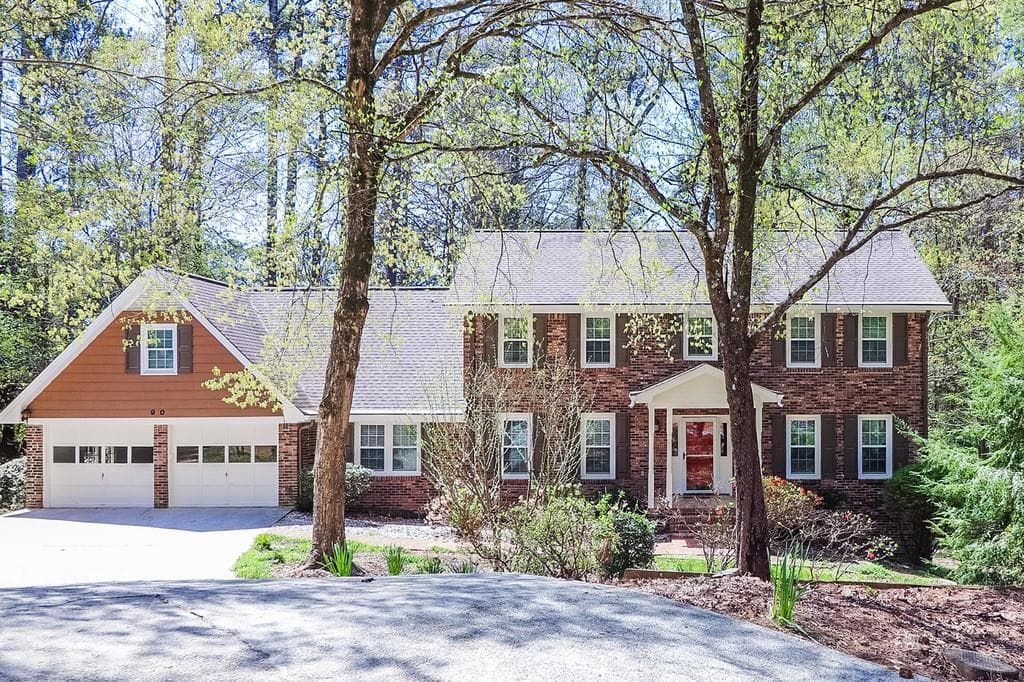 5 bedroom, 3 bathroom, 3,140 sq ft single family residence sold at 90 Martin Point Court, Roswell, GA 30076