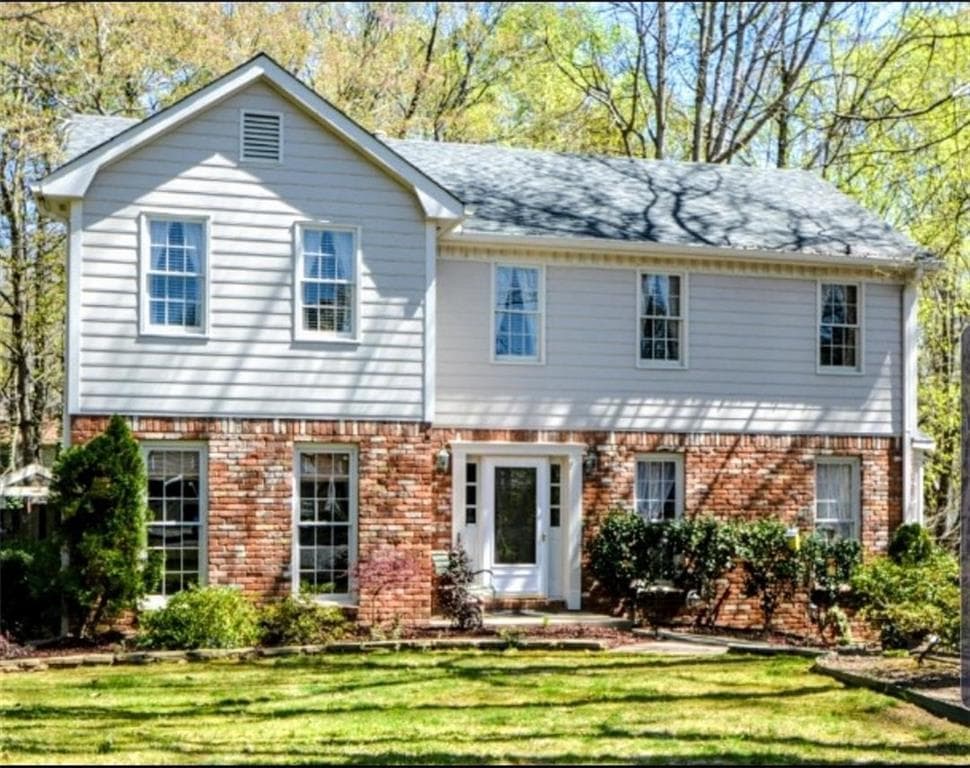 325 Spring Ridge Drive, Roswell, GA 30076 — most recent listing photo
