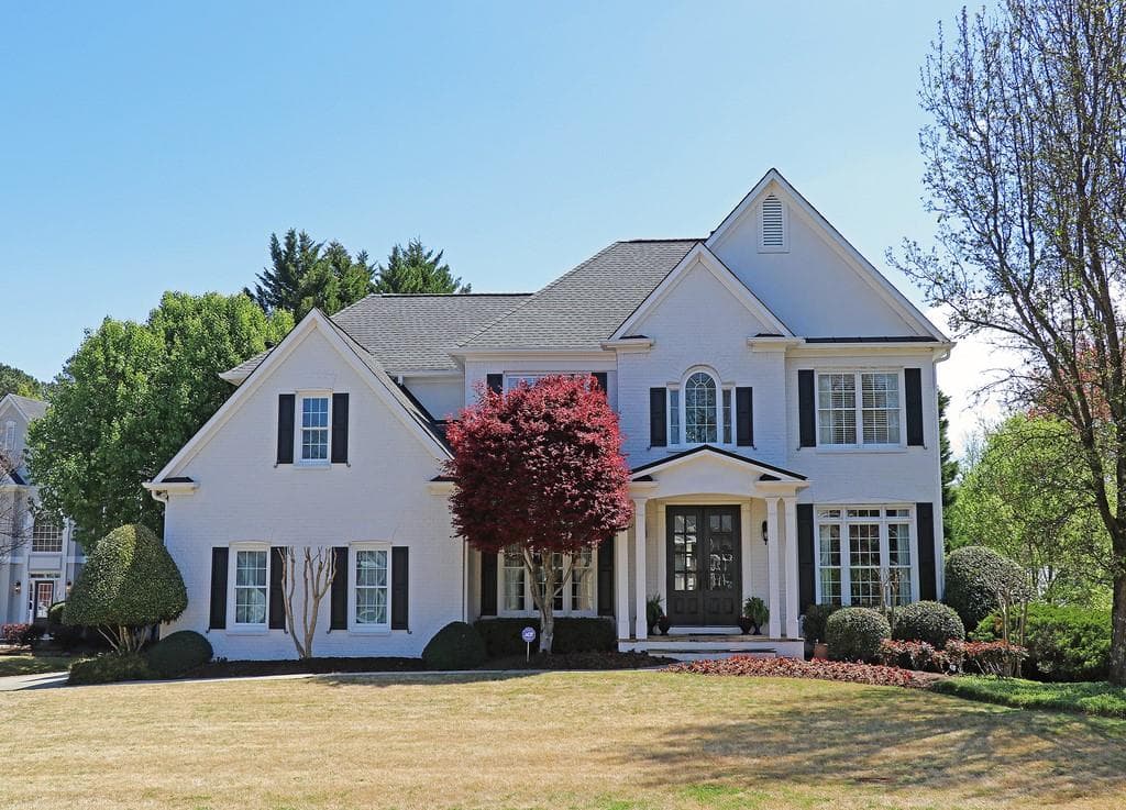 5 bedroom, 4 bathroom, 4,026 sq ft single family residence sold at 945 Pebblestone Court, Alpharetta, GA 30009