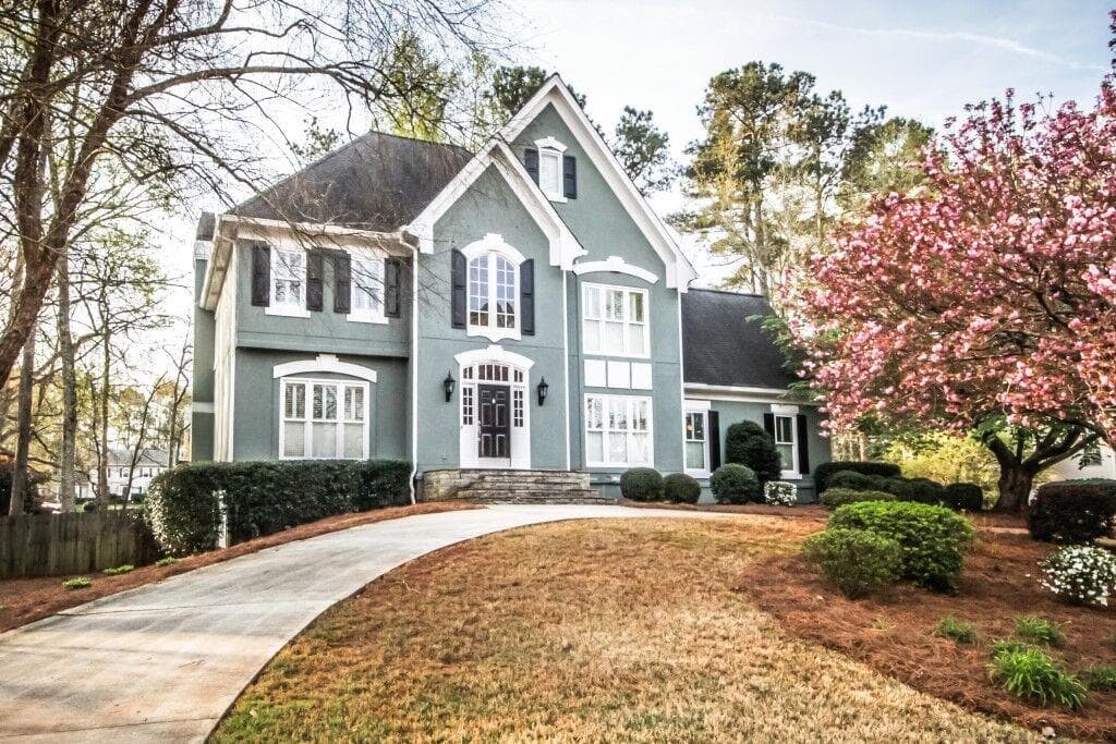 5 bedroom, 5 bathroom single family residence sold at 2510 Bangor Court, Snellville, GA 30078