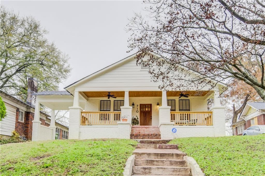 4 bedroom, 4 bathroom, 2,429 sq ft single family residence sold at 710 Lexington Avenue, Atlanta, GA 30310