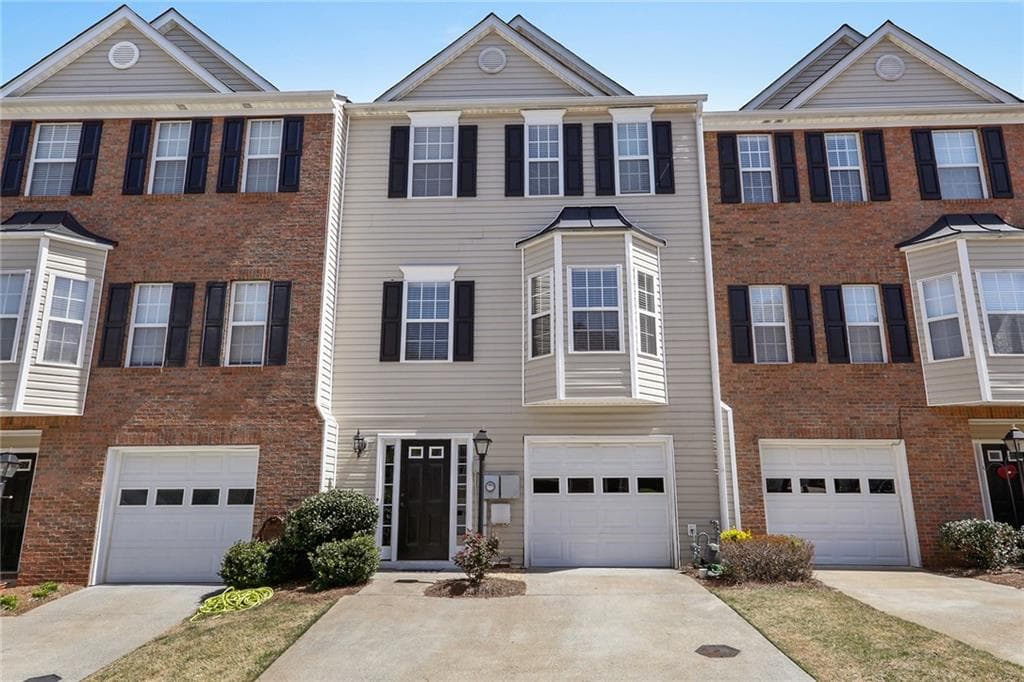 3 bedroom, 4 bathroom, 1,812 sq ft townhouse sold at 1505 Gathering Place, Cumming, GA 30040