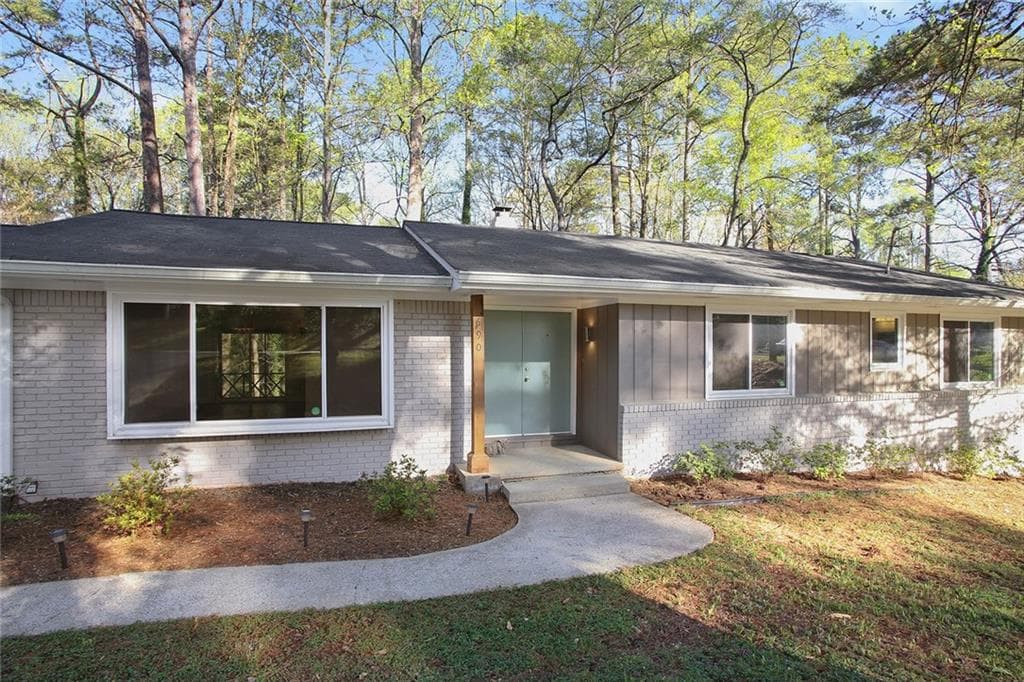 690 Brookline Drive, Marietta, GA 30067 — most recent listing photo