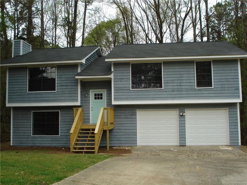 4 bedroom, 3 bathroom, 1,918 sq ft single family residence sold at 185 Terramont Court, Roswell, GA 30076