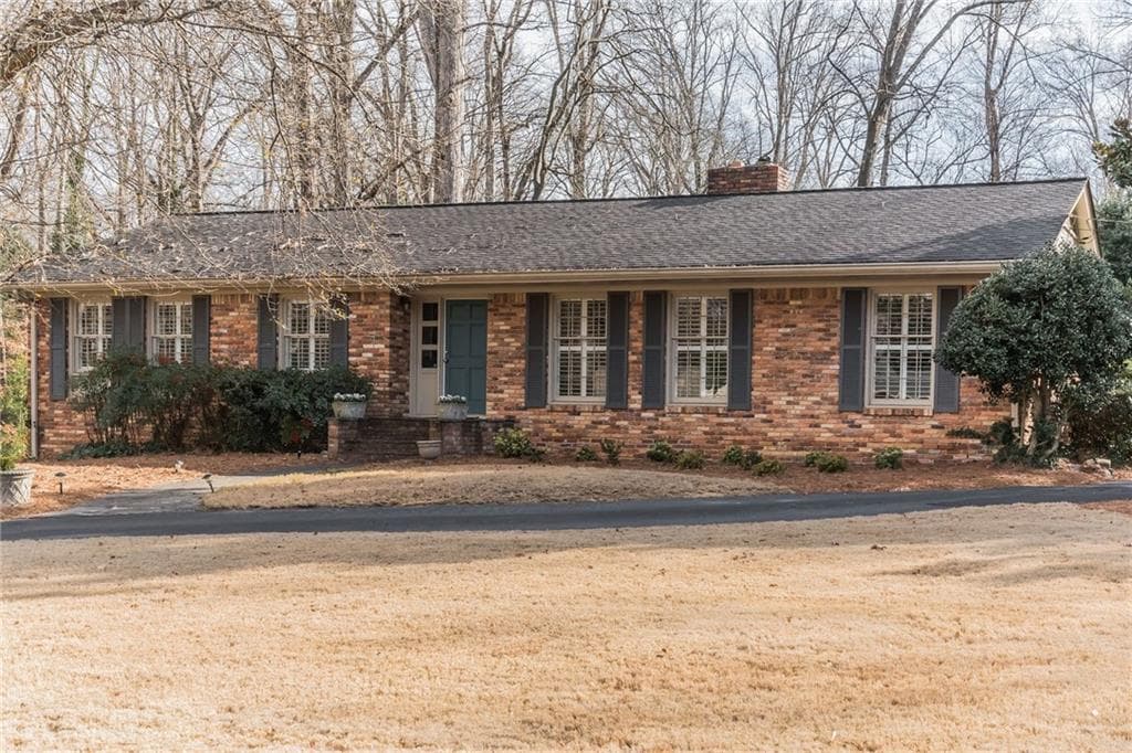 4 bedroom, 3 bathroom, 3,204 sq ft single family residence sold at 5145 Timber Trail South, Atlanta, GA 30342