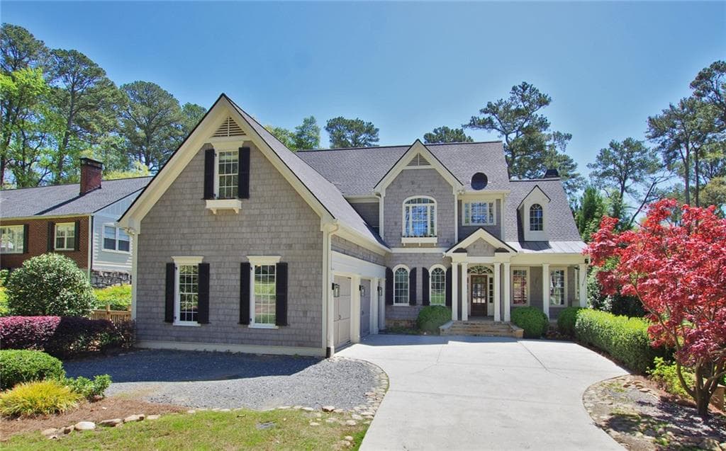 6 bedroom, 7 bathroom, 5,000 sq ft single family residence sold at 1409 Sheridan Road, Atlanta, GA 30324