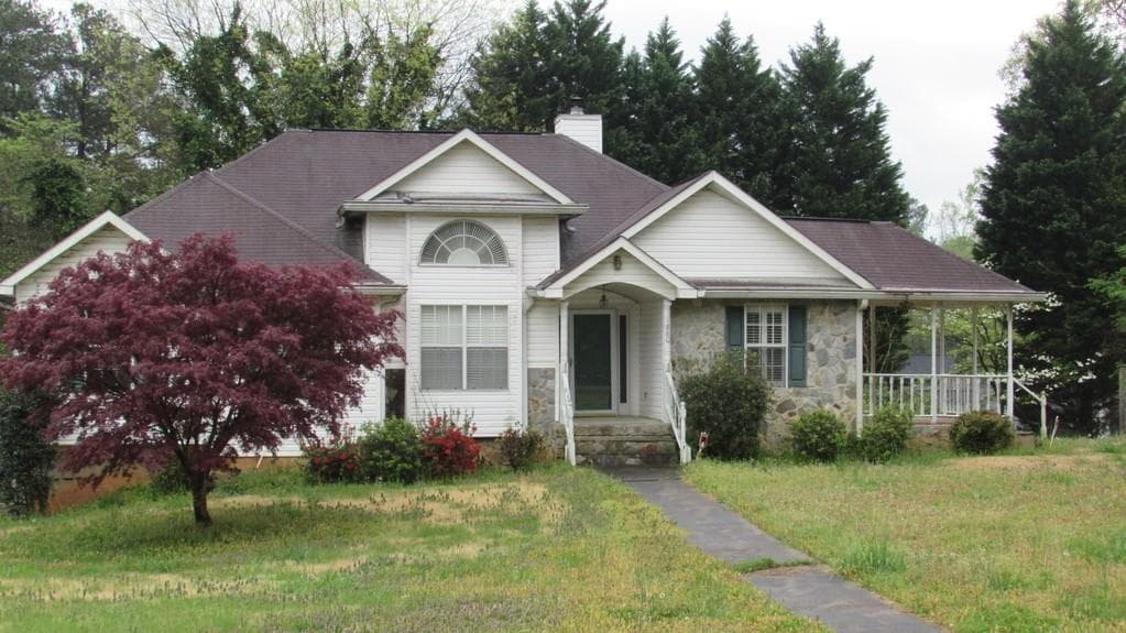 3 bedroom, 3 bathroom, 2,298 sq ft single family residence sold at 1880 DOVE Drive, Atlanta, GA 30331