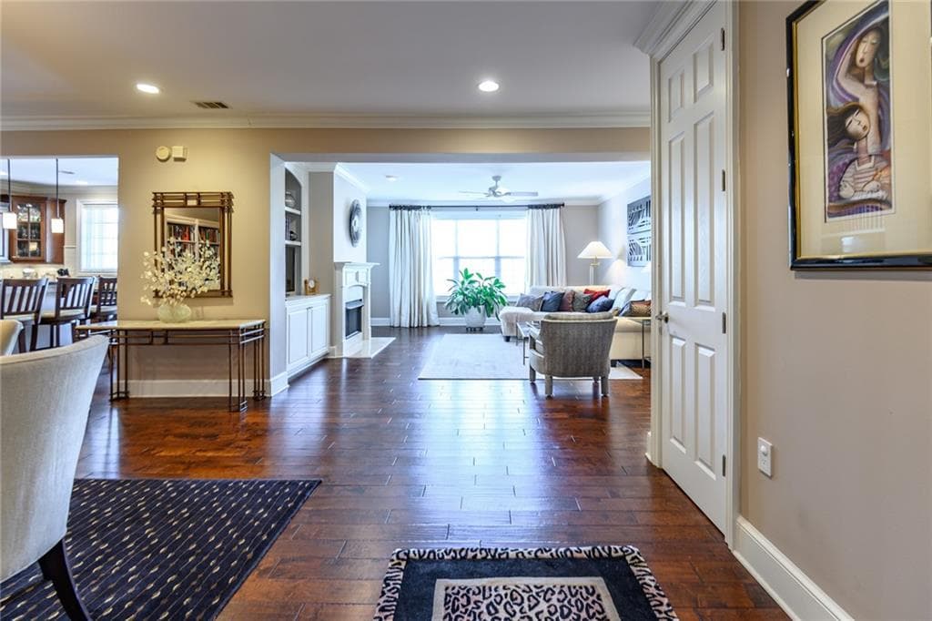 4805 Ivy Ridge Drive 301, Atlanta, GA 30339 — most recent listing photo