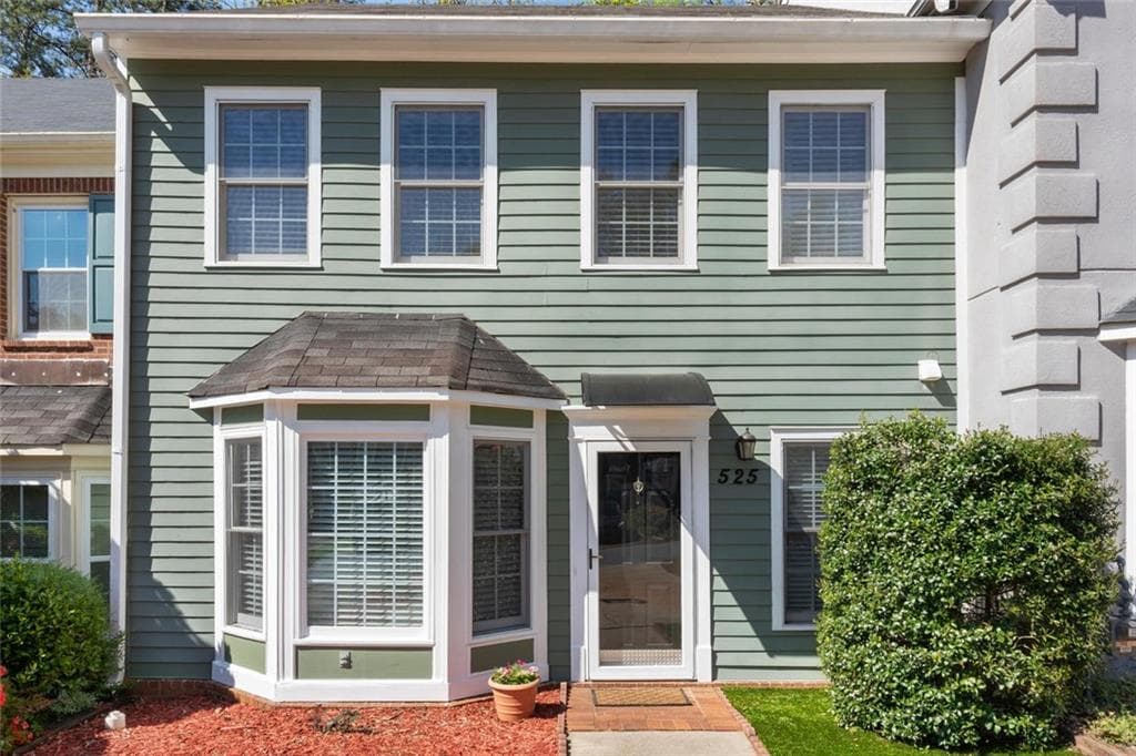 2 bedroom, 3 bathroom, 1,692 sq ft townhouse sold at 525 Salem Woods Drive, Marietta, GA 30067