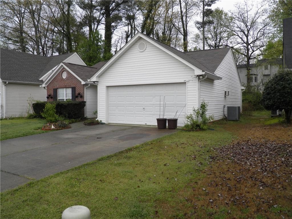 3 bedroom, 2 bathroom, 1,288 sq ft single family residence sold at 780 Meadow Walk Avenue, Lawrenceville, GA 30044