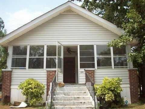 2 bedroom, 1 bathroom, 1,012 sq ft single family residence sold at 155 Kennesaw Street, Buford, GA 30518