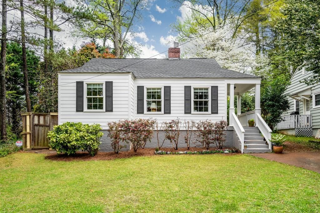 694 WINDSOR Terrace, Avondale Estates, GA 30002 — most recent listing photo