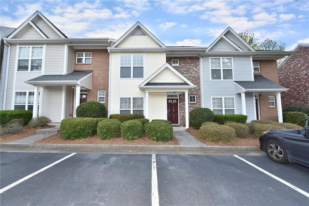 3 bedroom, 3 bathroom, 1,544 sq ft condominium sold at 801 Old Peachtree Road 108, Lawrenceville, GA 30043